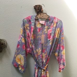 Fun & flirty Kimono robe.
